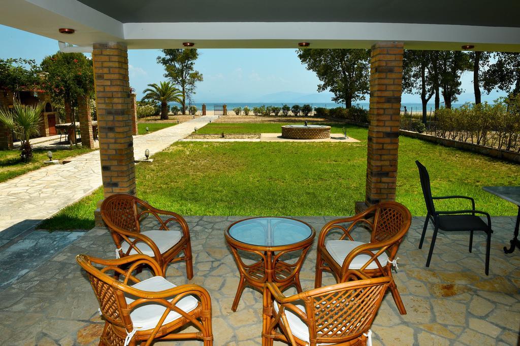 Antonia Beachfront Villa Lefkímmi Exteriér fotografie