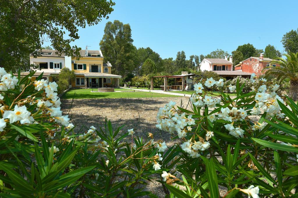 Antonia Beachfront Villa Lefkímmi Exteriér fotografie
